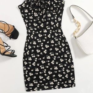 💎NWOT Black daisy print SHEIN dress